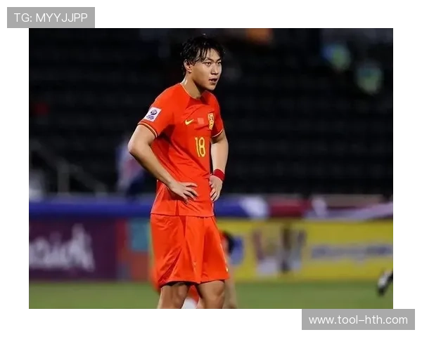 中国男足昔日客场战平中国香港队，引发媒体与公众关注