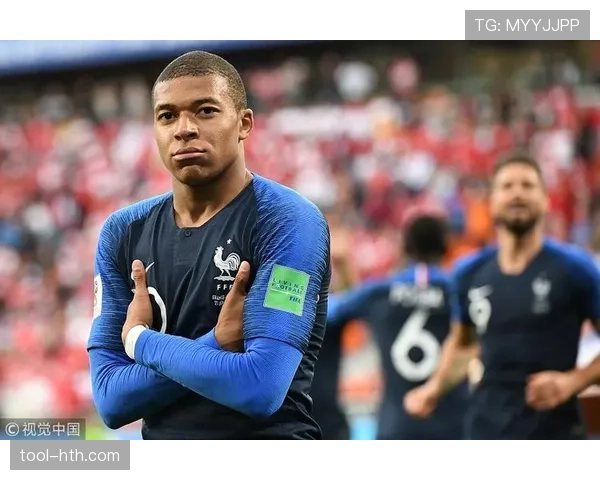 战术复盘：雷恩主帅的激进高位防守为何被朗斯击溃